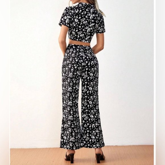 Boho Floral Crop Blouse & Wide Leg Pants - Picture 4 of 8
